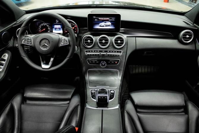 Mercedes-Benz C-Класс IV (W205) с пробегом 2017 года, цена 1 899 000 рублей, 183672 км, седан, Автокод Объявления