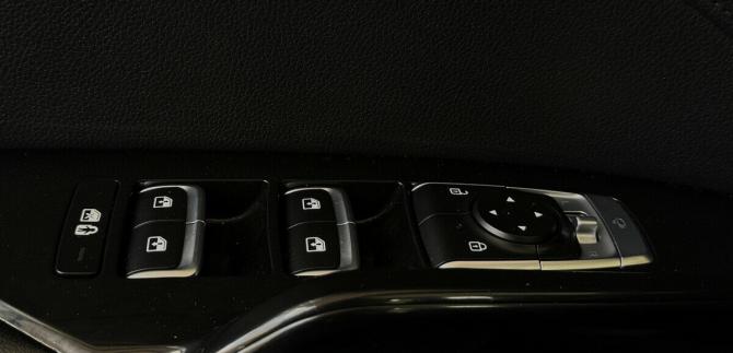Kia K5 III с пробегом 2020 года, цена 1 935 000 рублей, 189544 км, седан, Автокод Объявления