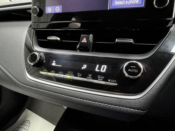 Toyota Corolla XII (E210) с пробегом 2019 года, цена 1 750 000 рублей, 93338 км, универсал, Автокод Объявления