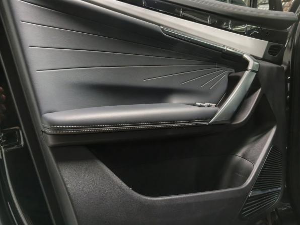 Geely Atlas II с пробегом 2024 года, цена 3 049 000 рублей, 23800 км, внедорожник, Автокод Объявления
