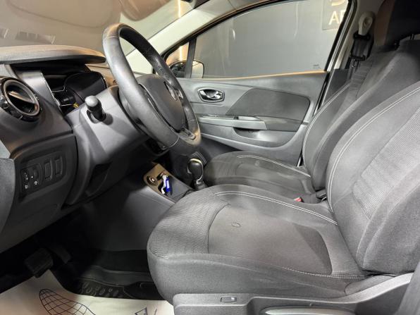 Renault Kaptur I с пробегом 2016 года, цена 1 365 000 рублей, 101328 км, внедорожник, Автокод Объявления