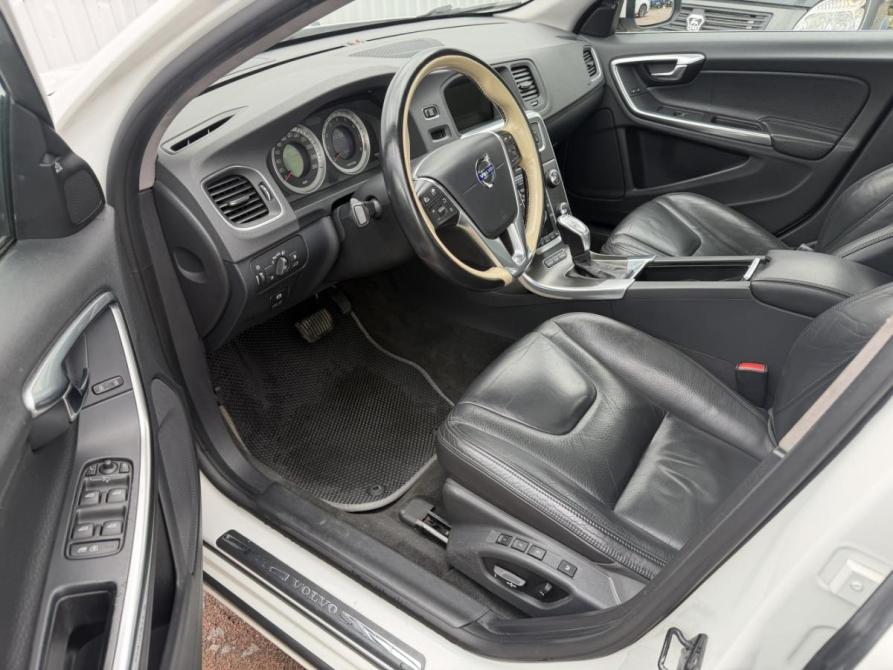 Volvo S60 II Рестайлинг Санкт-Петербург  - изображение 7