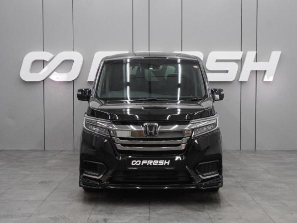 Honda Stepwgn V Рестайлинг с пробегом 2017 года, цена 2 589 000 рублей, 99376 км, минивэн, Автокод Объявления