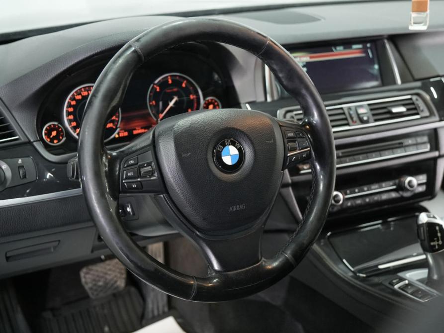 BMW 5 серии VI (F10/F11/F07) Рестайлинг Новосибирск  - изображение 7