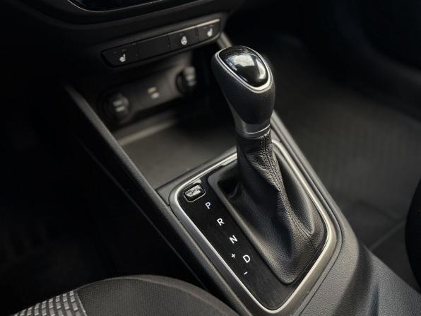 Hyundai Solaris II Рестайлинг с пробегом 2021 года, цена 1 589 000 рублей, 111941 км, седан, Автокод Объявления