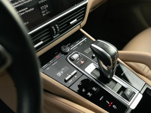Porsche Cayenne III с пробегом 2020 года, цена 7 990 000 рублей, 52476 км, внедорожник, Автокод Объявления