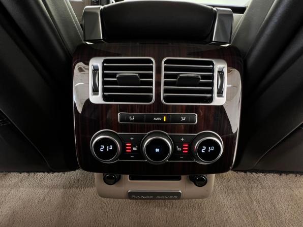 Land Rover Range Rover IV с пробегом 2013 года, цена 4 100 000 рублей, 151360 км, внедорожник, Автокод Объявления