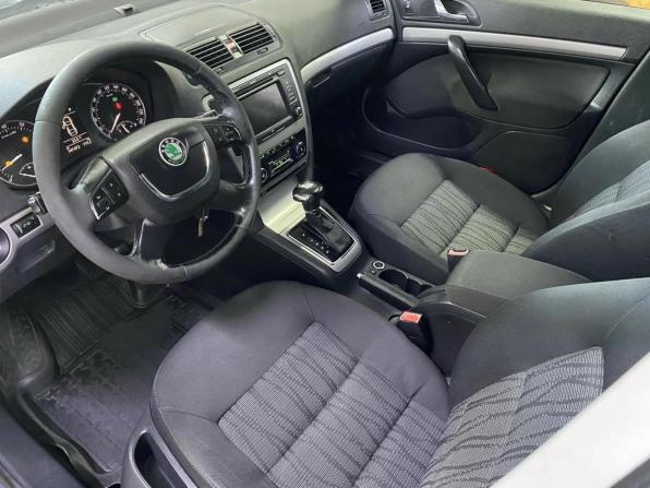 Skoda Octavia II (A5) Рестайлинг с пробегом 2010 года, цена 510 000 рублей, 341800 км, лифтбек, Автокод Объявления