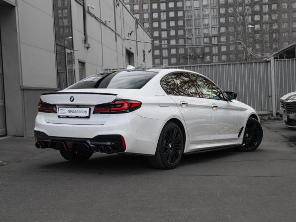 BMW 5 серии VII (G30/G31/G38) с пробегом 2017 года, цена 3 699 000 рублей, 189000 км, седан, Автокод Объявления