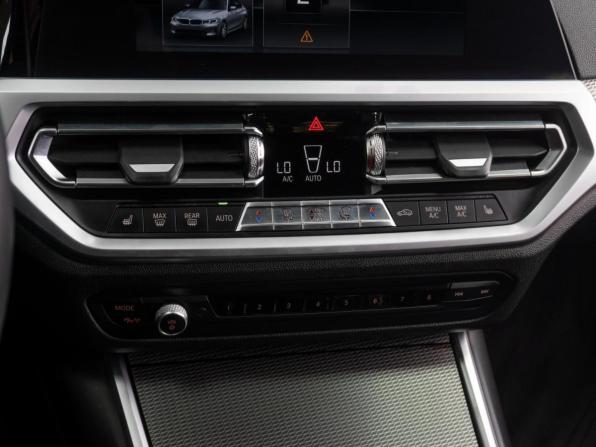 BMW 3 серии VII (G2x) с пробегом 2019 года, цена 3 000 000 рублей, 165311 км, седан, Автокод Объявления