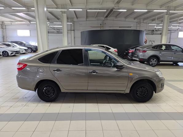 Lada (ВАЗ) Granta I с пробегом 2017 года, цена 450 000 рублей, 223650 км, лифтбек, Автокод Объявления