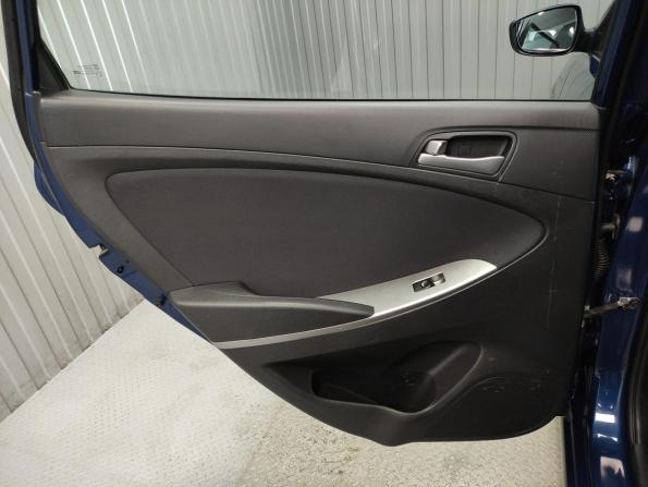 Hyundai Solaris I Рестайлинг с пробегом 2015 года, цена 1 045 000 рублей, 134583 км, хэтчбек, Автокод Объявления