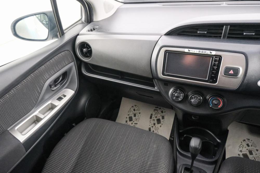 Toyota Vitz III (XP130) Рестайлинг Красноярск  - изображение 12