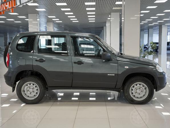 Chevrolet Niva I Рестайлинг с пробегом 2016 года, цена 382 000 рублей, 163566 км, внедорожник, Автокод Объявления