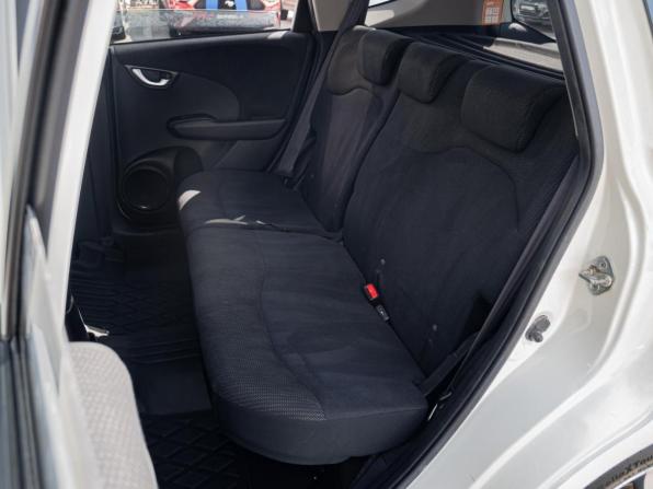 Honda Fit II с пробегом 2012 года, цена 1 360 000 рублей, 96330 км, хэтчбек, Автокод Объявления