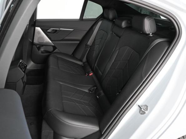 BMW 5 серии VIII (G60/G61/G68) с пробегом 2024 года, цена 7 499 000 рублей, 15000 км, седан, Автокод Объявления