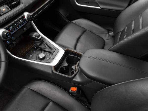 Toyota RAV4 V (XA50) с пробегом 2020 года, цена 3 850 000 рублей, 55918 км, внедорожник, Автокод Объявления