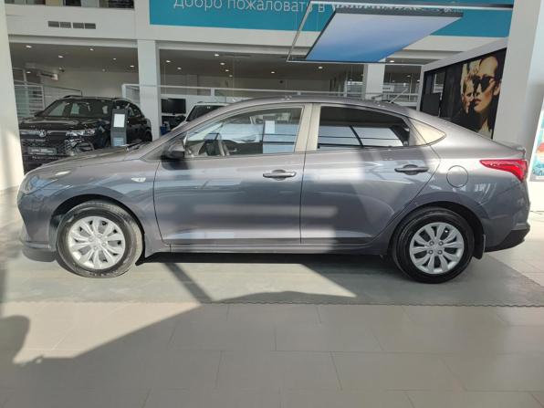 Hyundai Solaris II Рестайлинг с пробегом 2021 года, цена 1 620 000 рублей, 75260 км, седан, Автокод Объявления
