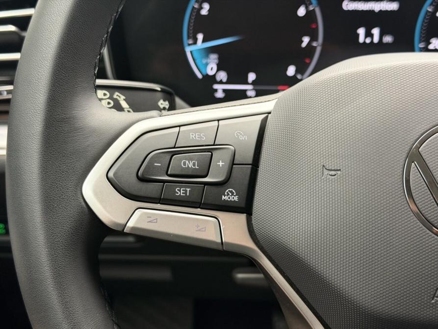 Volkswagen Touareg III Рестайлинг Москва  - изображение 20