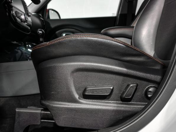 Kia Soul II Рестайлинг с пробегом 2017 года, цена 1 690 000 рублей, 109217 км, хэтчбек, Автокод Объявления