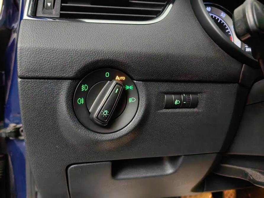 Skoda Octavia III (A7) Москва  - изображение 21