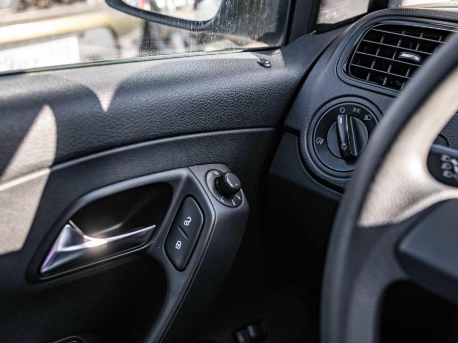 Volkswagen Polo V Санкт-Петербург  - изображение 10