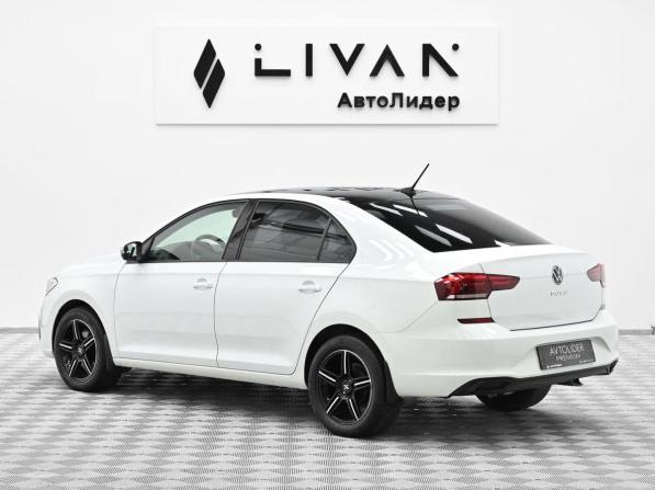 Volkswagen Polo VI с пробегом 2021 года, цена 939 000 рублей, 59787 км, лифтбек, Автокод Объявления