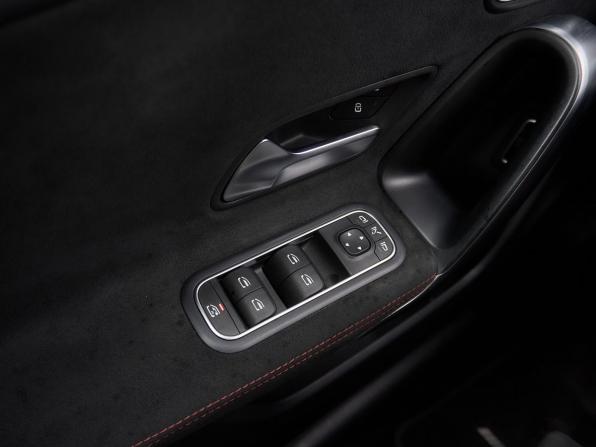 Mercedes-Benz CLA II (C118 X118) с пробегом 2021 года, цена 3 080 000 рублей, 95194 км, седан, Автокод Объявления