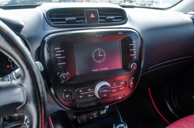 Kia Soul II Рестайлинг с пробегом 2018 года, цена 1 513 000 рублей, 87000 км, хэтчбек, Автокод Объявления