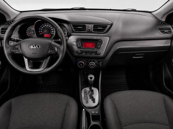 Kia Rio III Рестайлинг с пробегом 2015 года, цена 929 000 рублей, 131300 км, седан, Автокод Объявления