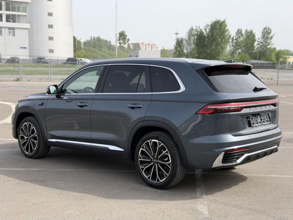 Geely Monjaro I Рестайлинг 2 с пробегом 2026 года, цена 3 950 000 рублей, 25 км, внедорожник, Автокод Объявления