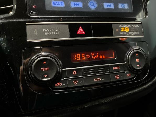 Mitsubishi Outlander III Рестайлинг 3 с пробегом 2019 года, цена 1 299 000 рублей, 163922 км, внедорожник, Автокод Объявления