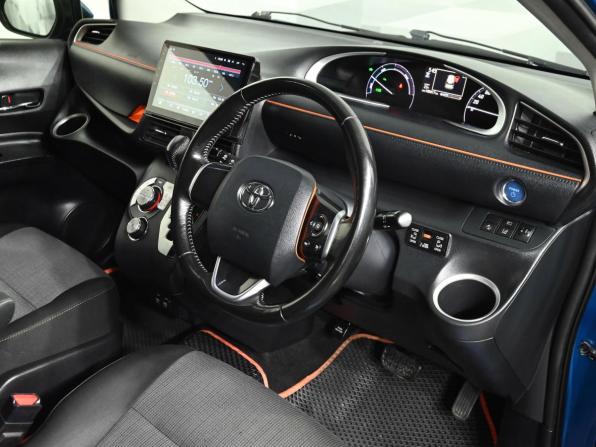 Toyota Sienta II Рестайлинг с пробегом 2019 года, цена 1 600 000 рублей, 100617 км, минивэн, Автокод Объявления