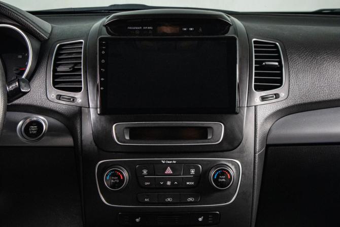 Kia Sorento II Рестайлинг с пробегом 2015 года, цена 1 879 000 рублей, 171000 км, внедорожник, Автокод Объявления