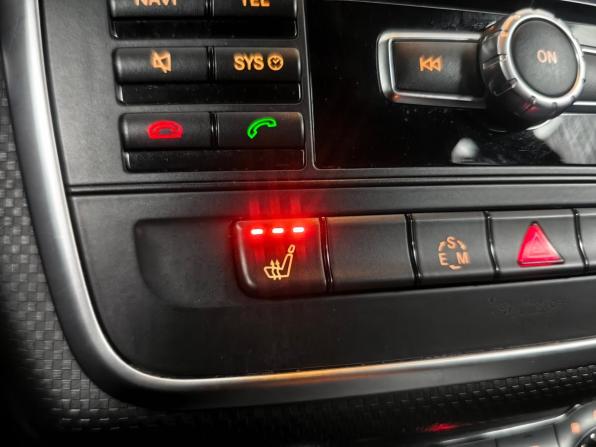 Mercedes-Benz A-Класс III (W176) с пробегом 2014 года, цена 1 170 000 рублей, 176871 км, хэтчбек, Автокод Объявления