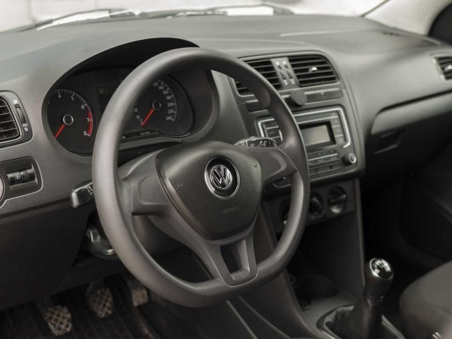 Volkswagen Polo V Рестайлинг Новосибирск  - изображение 11