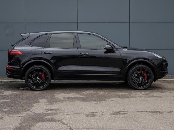 Porsche Cayenne II Рестайлинг (958) с пробегом 2015 года, цена 3 700 000 рублей, 176565 км, внедорожник, Автокод Объявления