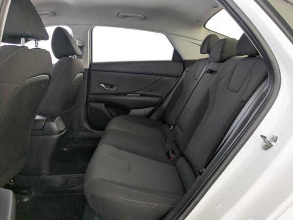 Hyundai Elantra VII (CN7) с пробегом 2022 года, цена 2 050 000 рублей, 69901 км, седан, Автокод Объявления