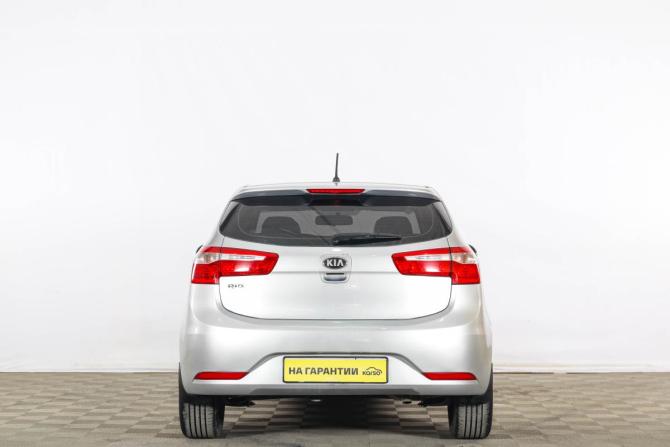 Kia Rio III с пробегом 2013 года, цена 899 000 рублей, 156000 км, седан, Автокод Объявления