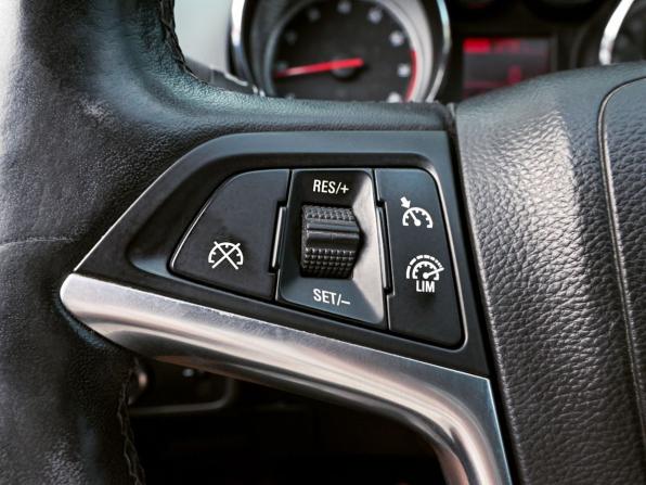 Opel Zafira C с пробегом 2013 года, цена 1 199 000 рублей, 126195 км, компактвэн, Автокод Объявления