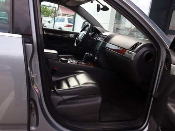 Volkswagen Touareg I Рестайлинг с пробегом 2008 года, цена 1 099 000 рублей, 353000 км, внедорожник, Автокод Объявления