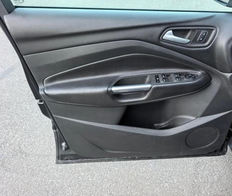Ford Kuga II Рестайлинг Санкт-Петербург  - изображение 8