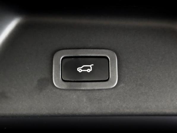 Land Rover Range Rover IV с пробегом 2017 года, цена 5 600 000 рублей, 93630 км, внедорожник, Автокод Объявления