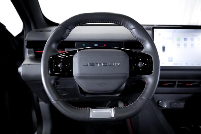 JETOUR DASHING I с пробегом 2023 года, цена 2 200 000 рублей, 31900 км, внедорожник, Автокод Объявления