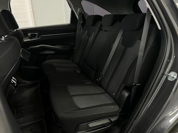 Kia Sorento IV с пробегом 2023 года, цена 4 420 000 рублей, 58100 км, внедорожник, Автокод Объявления