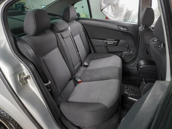 Opel Astra H Рестайлинг с пробегом 2008 года, цена 699 000 рублей, 252920 км, седан, Автокод Объявления