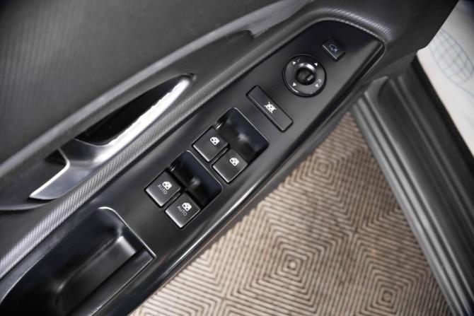 Kia Ceed I Рестайлинг с пробегом 2010 года, цена 749 000 рублей, 250165 км, хэтчбек, Автокод Объявления