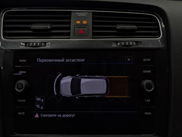 Volkswagen Golf VII Рестайлинг с пробегом 2018 года, цена 1 850 000 рублей, 104054 км, хэтчбек, Автокод Объявления