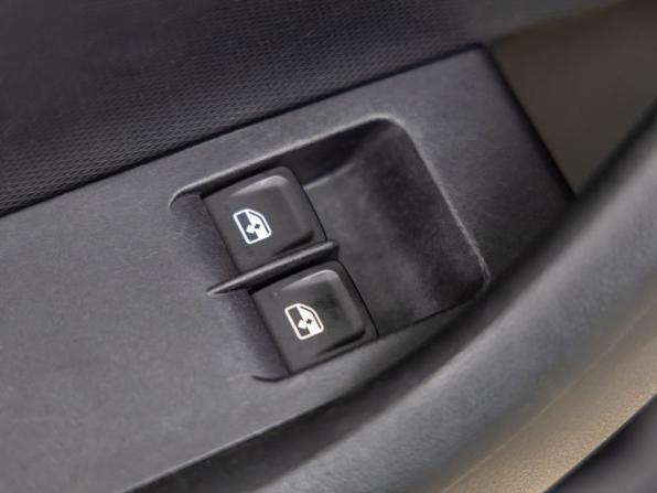 Skoda Rapid I с пробегом 2016 года, цена 998 000 рублей, 120494 км, лифтбек, Автокод Объявления