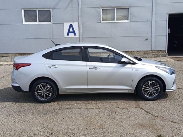 Hyundai Solaris II Рестайлинг с пробегом 2021 года, цена 1 665 000 рублей, 106439 км, седан, Автокод Объявления
